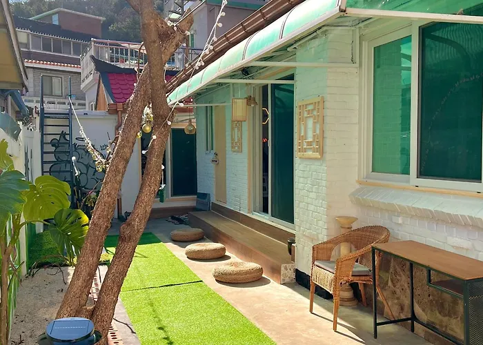 Private Korean Entire With Garden Up To 10